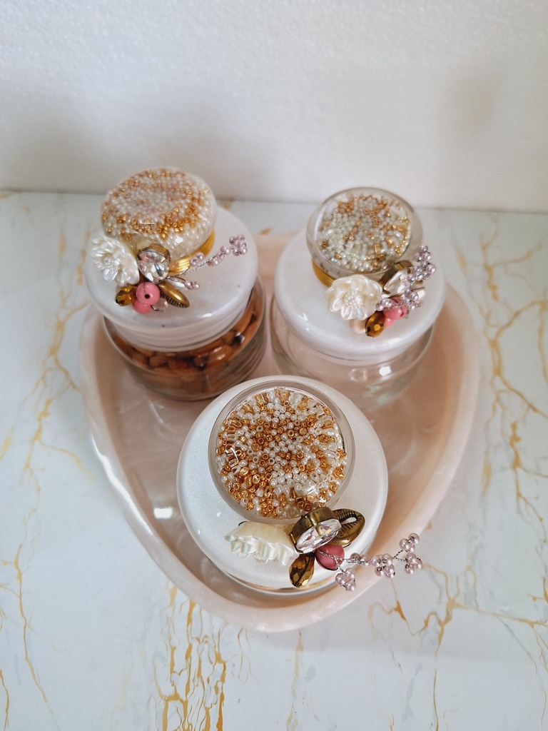 3 Jar Resin Triangle Tray 